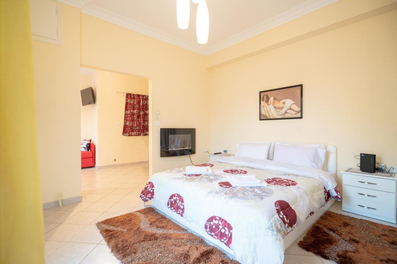 Attica Train Station 1 Bedroom 4 Pers Apartment Atenas Exterior foto