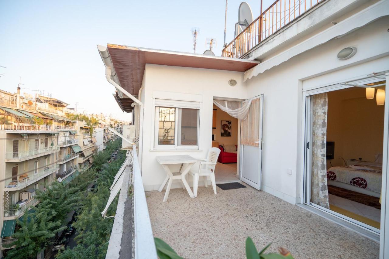 Attica Train Station 1 Bedroom 4 Pers Apartment Atenas Exterior foto
